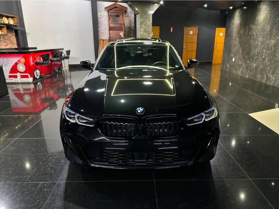 BMW 320i 2.0 16V TURBO FLEX M SPORT AUTOMÁTICO BMW 320i 2.0 16V TURBO FLEX M SPORT AUTOMÁTICO